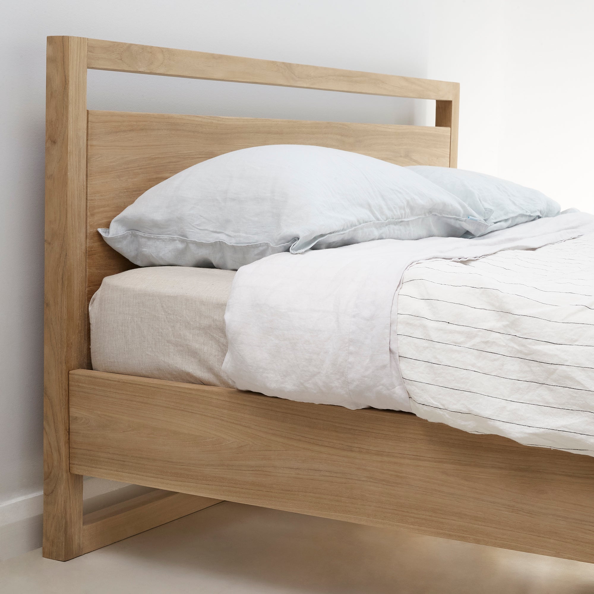 Soho Bed