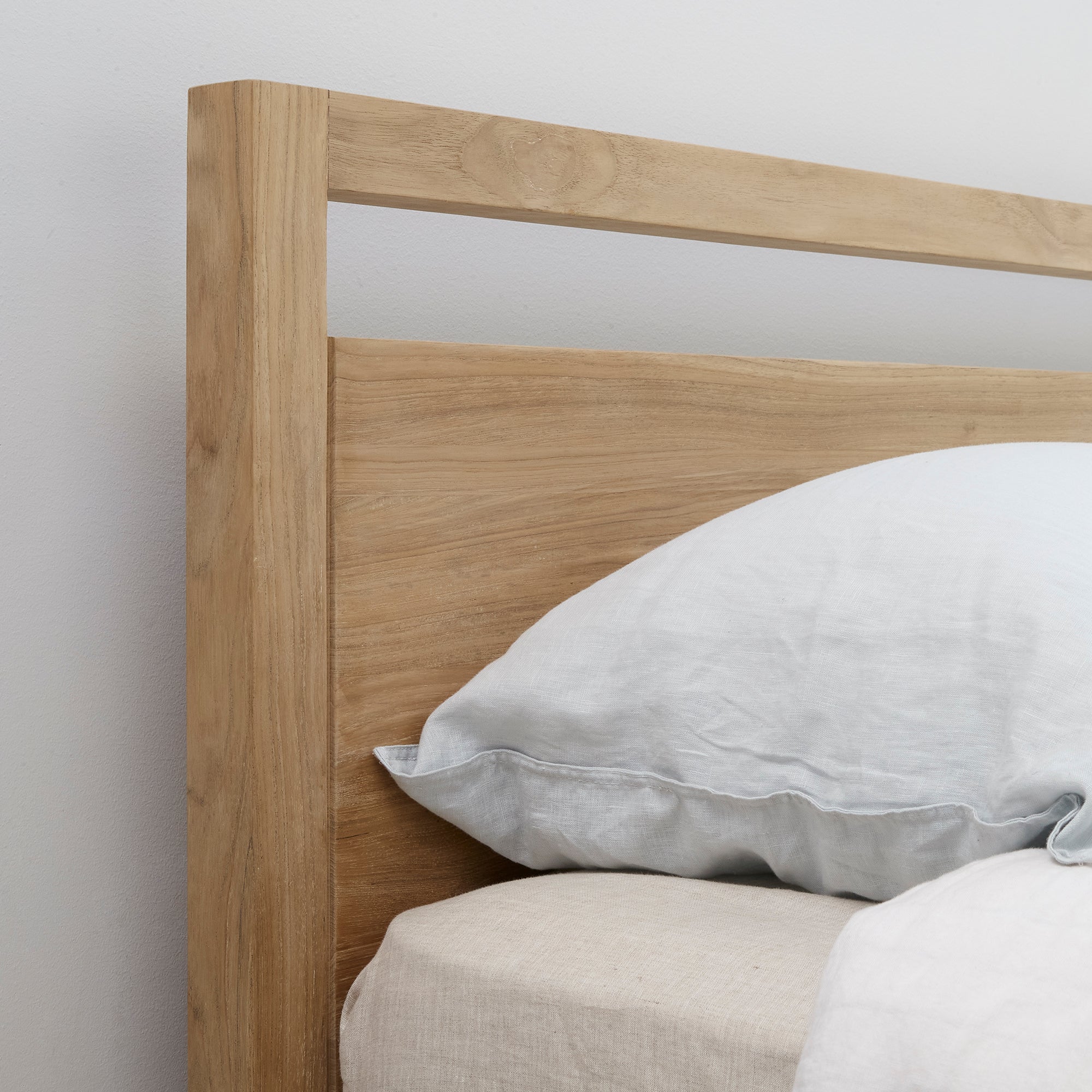 Soho Bed