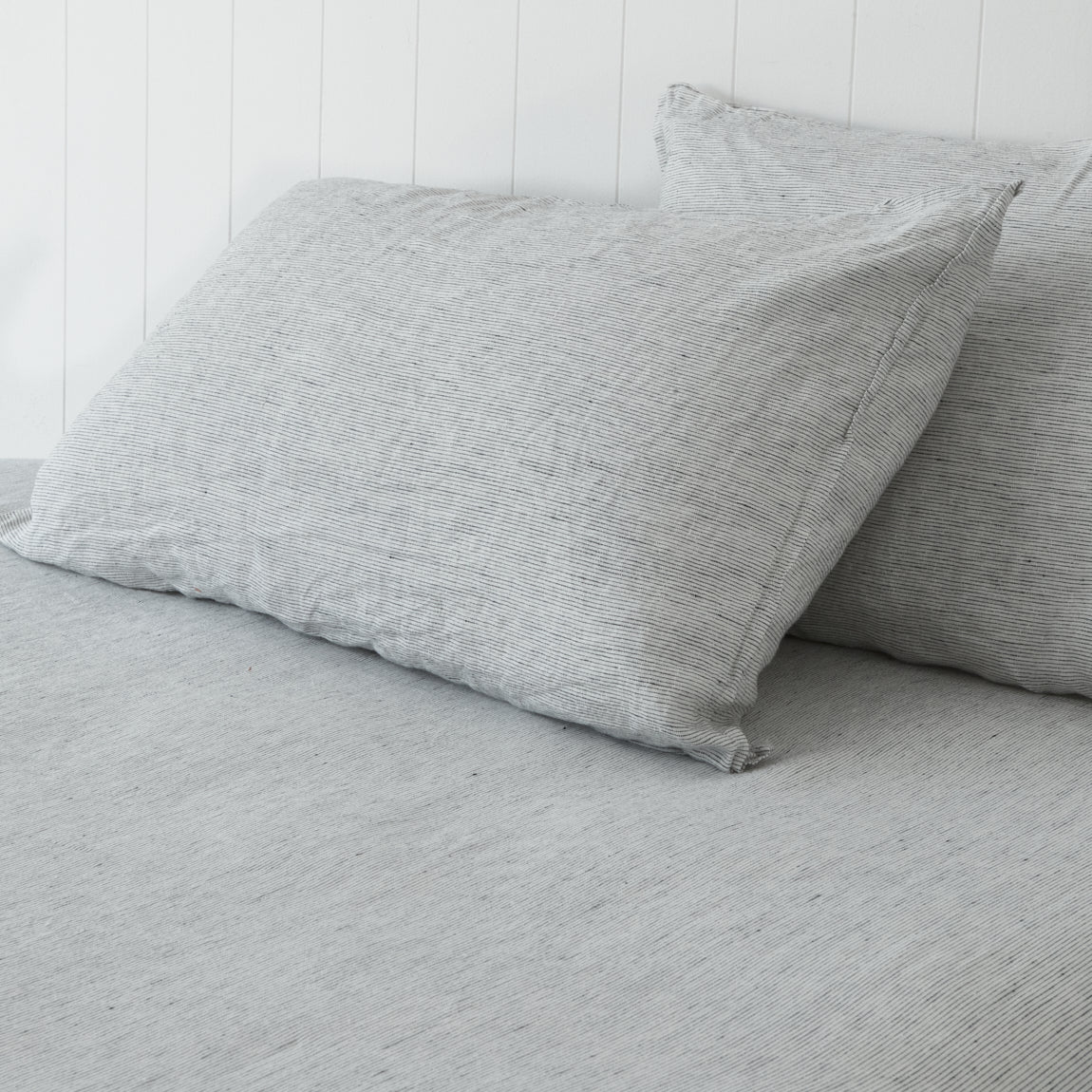 Pinstripe Sheet Set